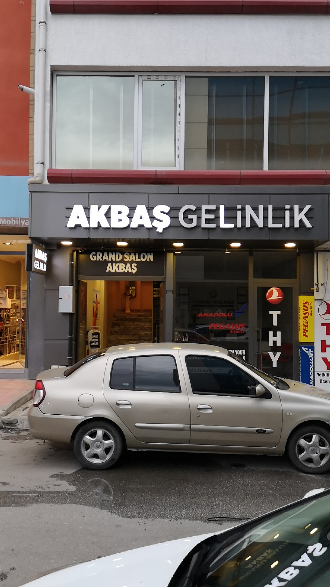 Akbaş Gelinlik Ve Düğün Salonu kır düğünü mekanı — Merkez