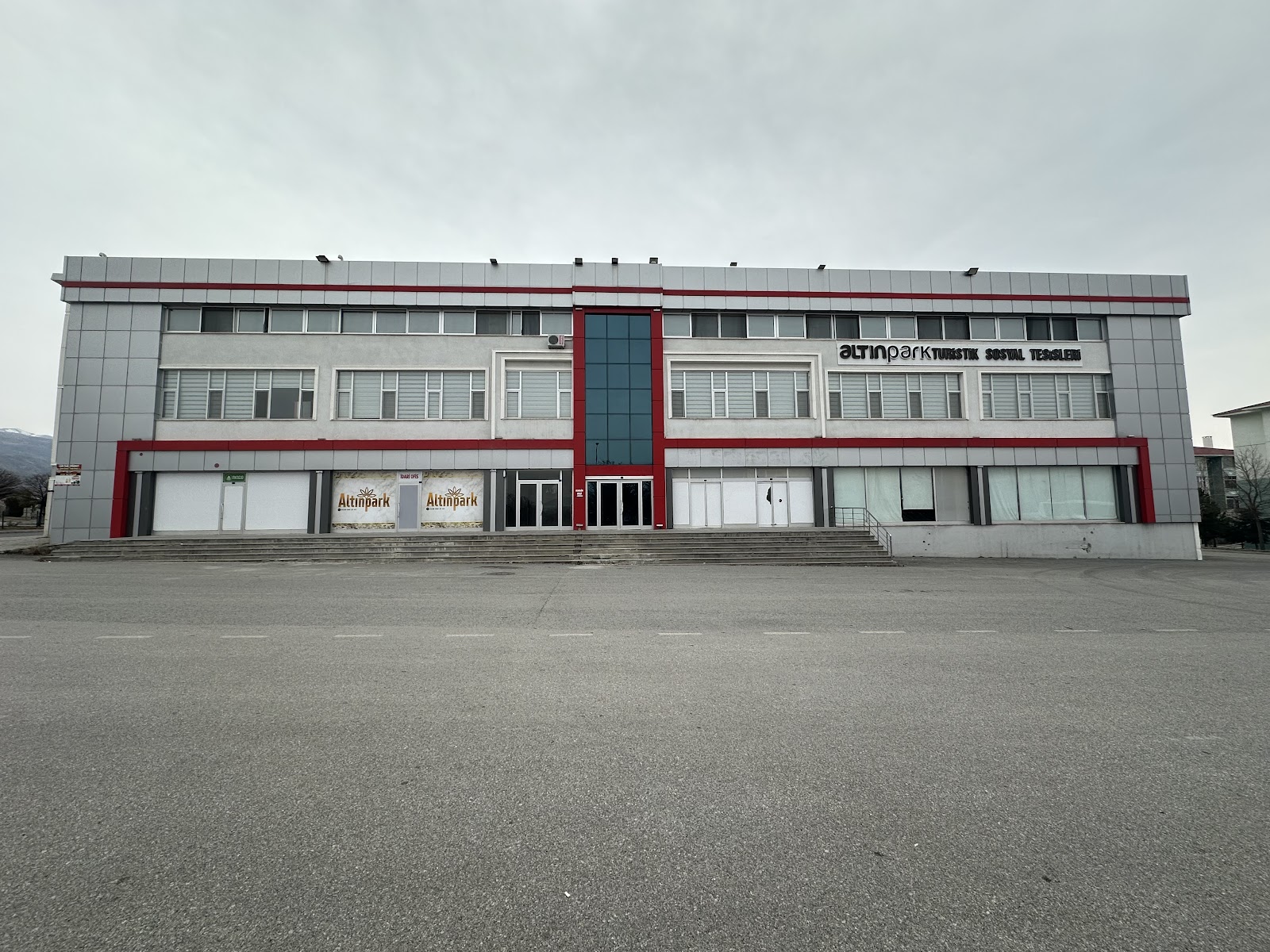 Altınpark Düğün Salonu — Merkez, Erzincan kır düğünü mekanı görsel 4