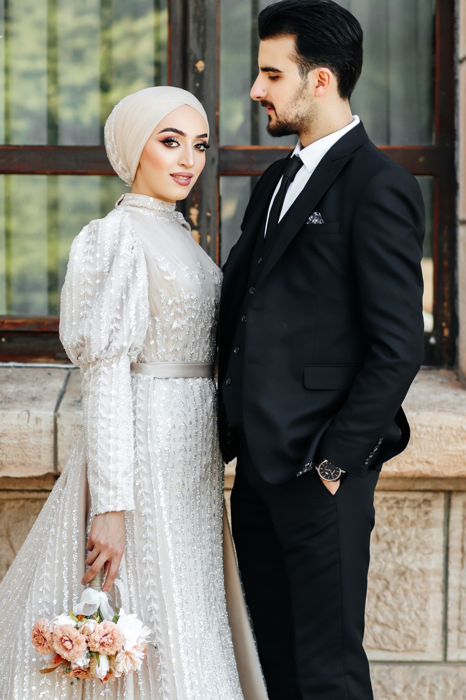 ASLI ÇİMEN TÜRBAN TASARIM - MAKEUP STUDIO VE ASLI ÇİMEN COUTURE