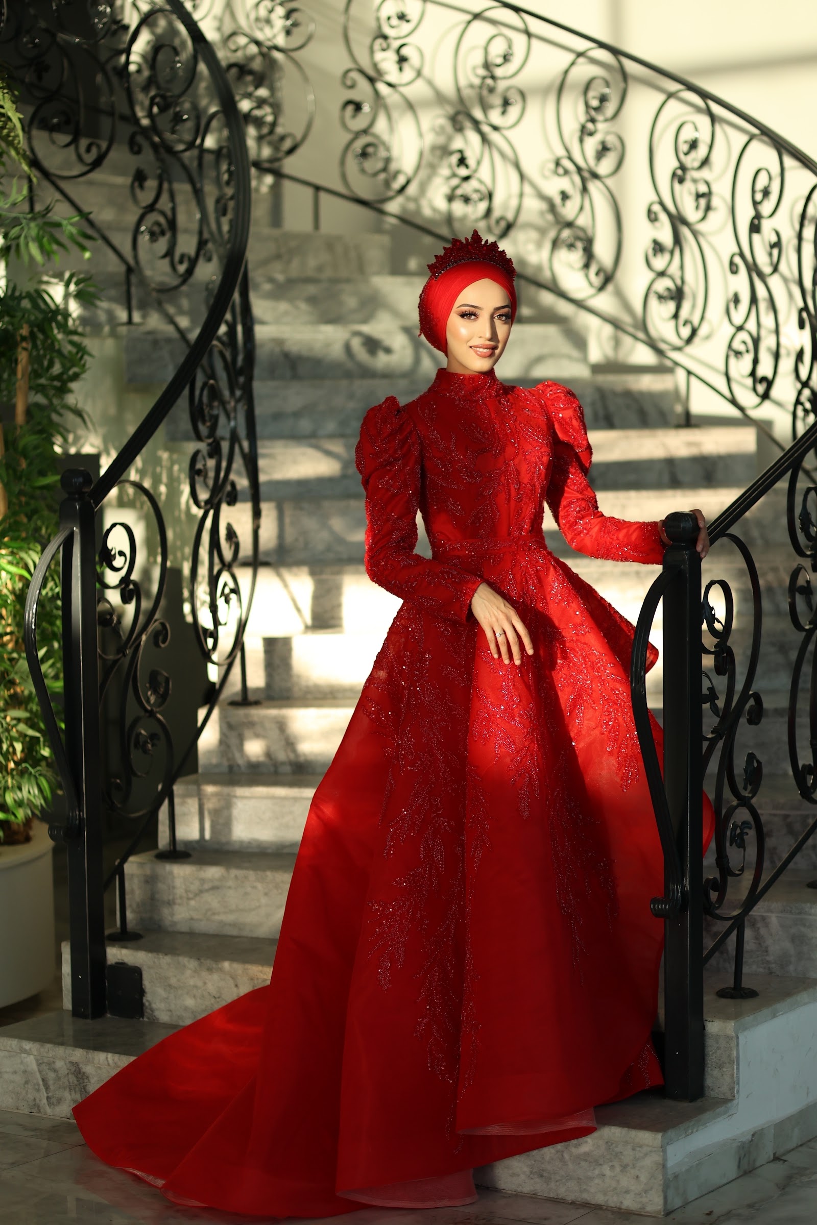 ASLI ÇİMEN TÜRBAN TASARIM - MAKEUP STUDIO VE ASLI ÇİMEN COUTURE