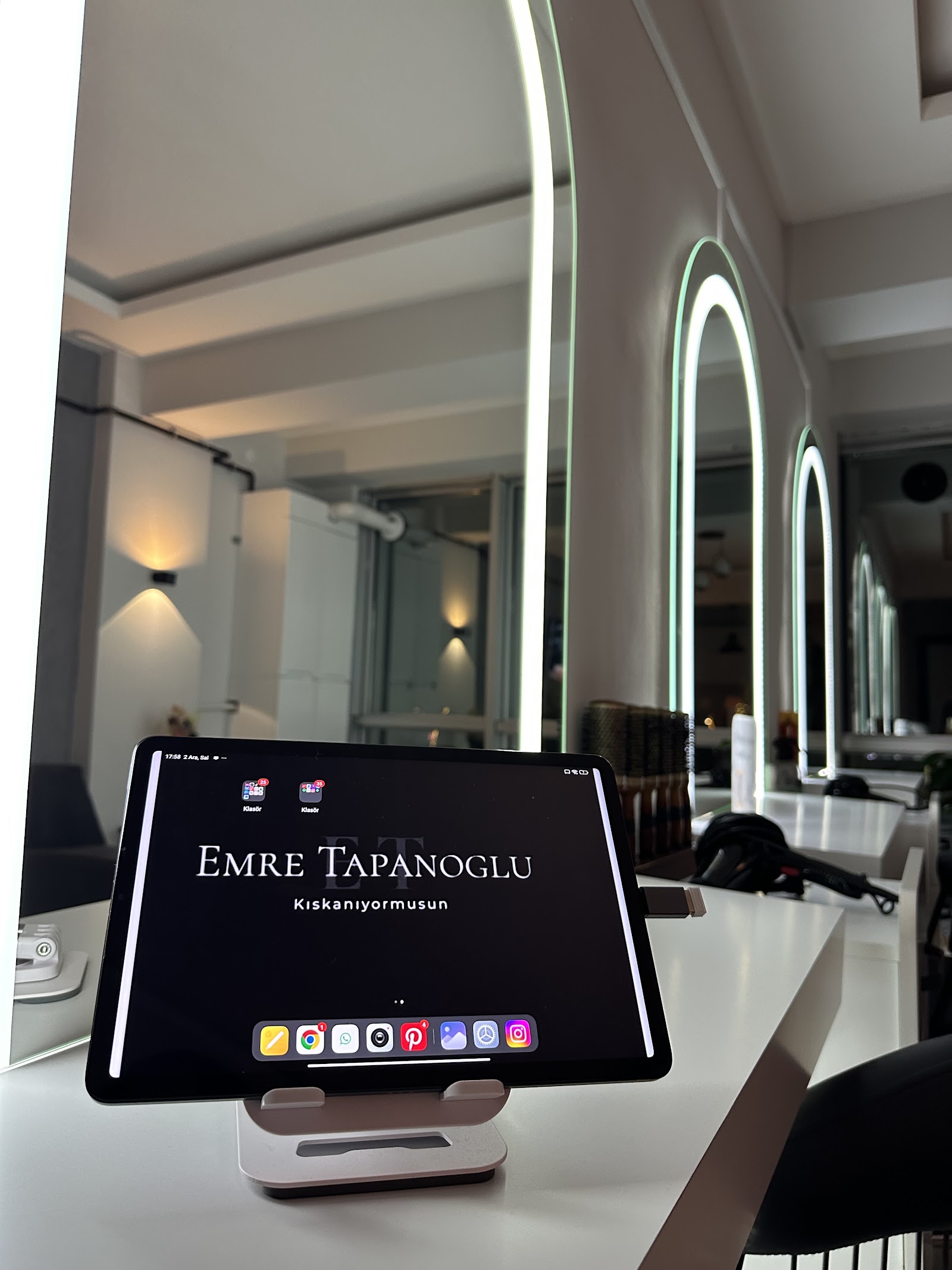 Emre Tapanoğlu Coıffure