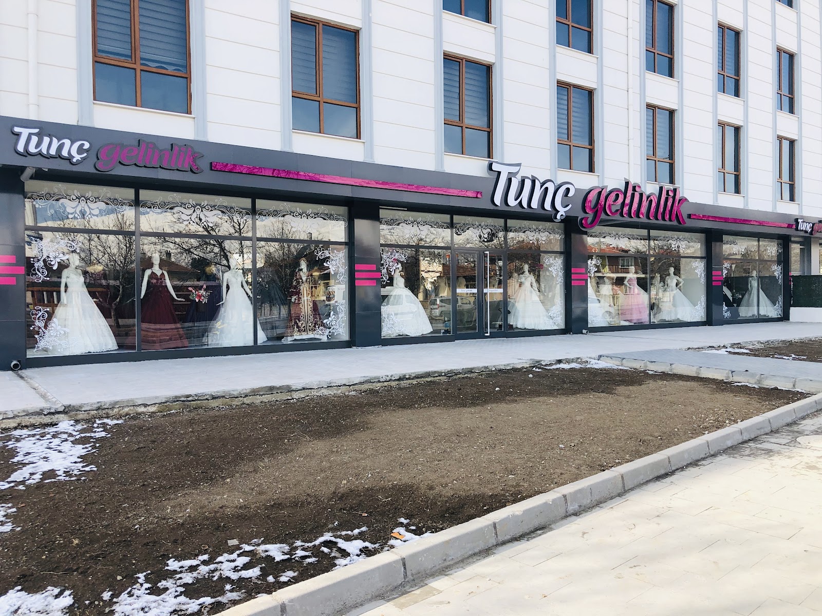 Tunç Gelinlik kır düğünü mekanı — Merkez